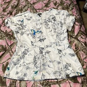 Jaannu Floral Scrub Top